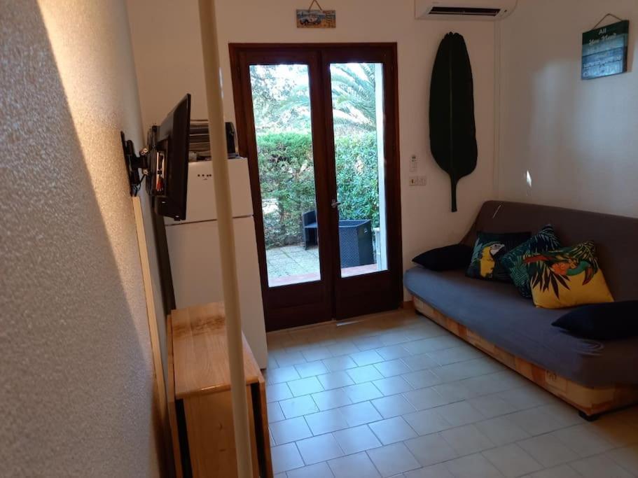 Location Dans Residence Calme, Proche Mer Cavalaire-sur-Mer Bagian luar foto